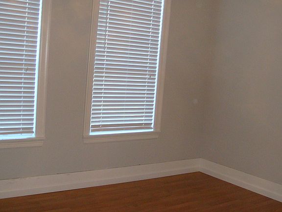 2nd image of 404 Clay St #Clay404