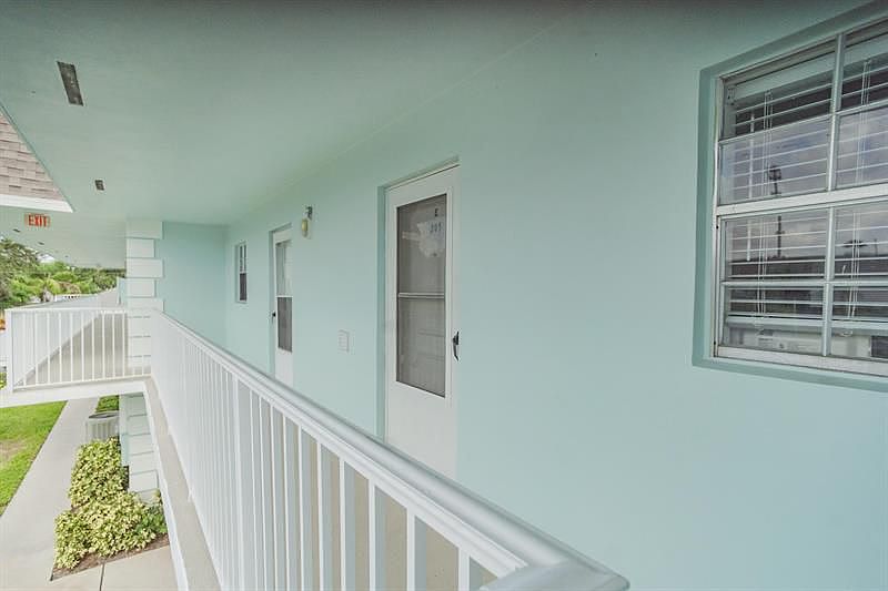 1st image of 1901 Indian Ln #205E