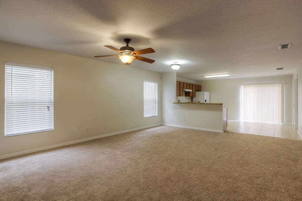 Building Photo - 735 Windrose Dr