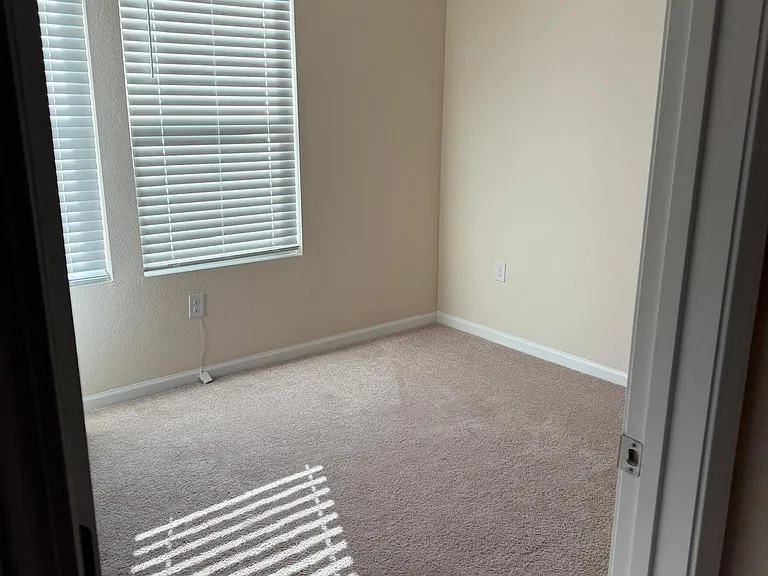 855 Centennial St — Photo 5
