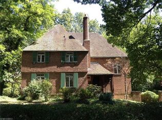 16038 Henley Rd, East Cleveland, OH 44112