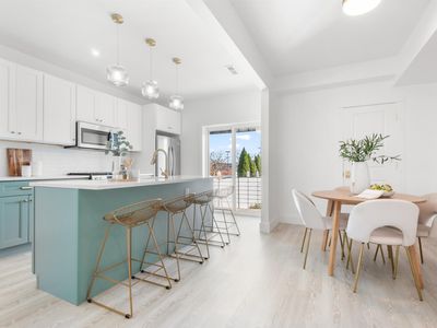 528 1/2 Avenue E, Bayonne, NJ, 07002