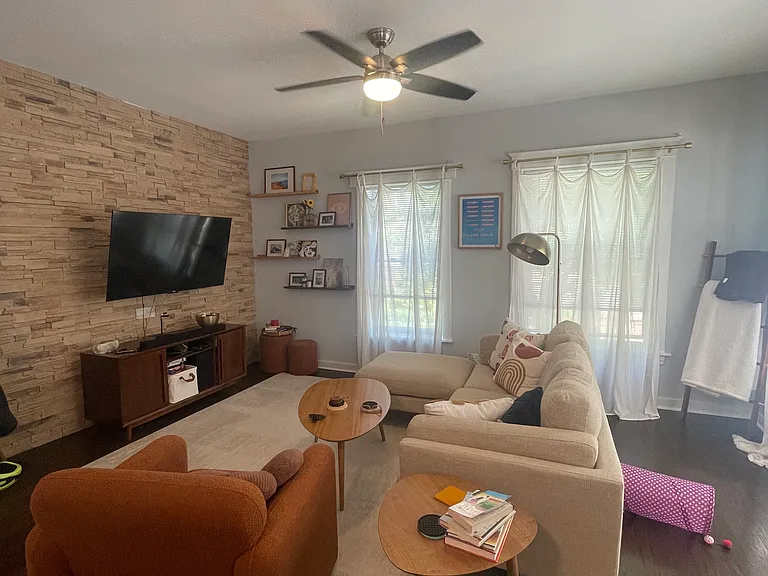4720 N Racine Ave #1E — Photo 4