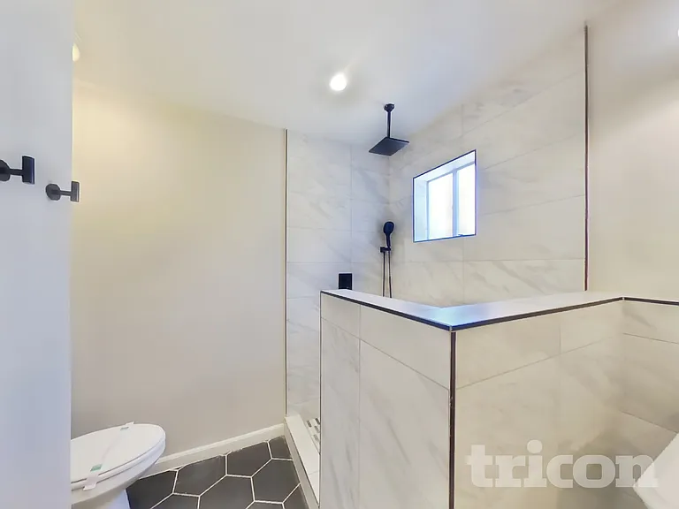 1409 N 62nd St — Photo 10