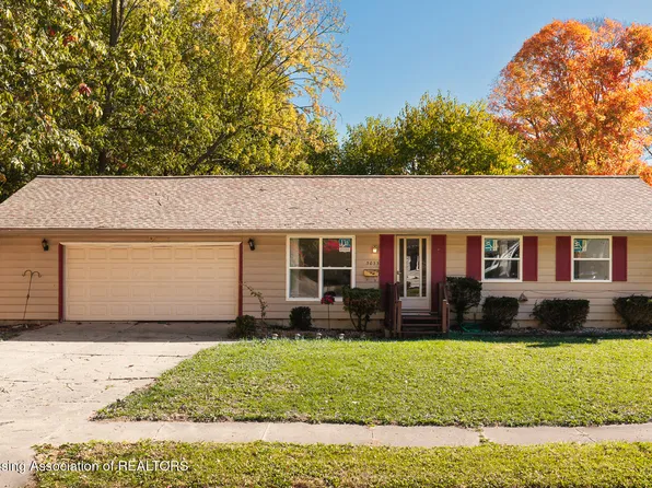 3033 Sunderland Rd, Lansing, MI 48911