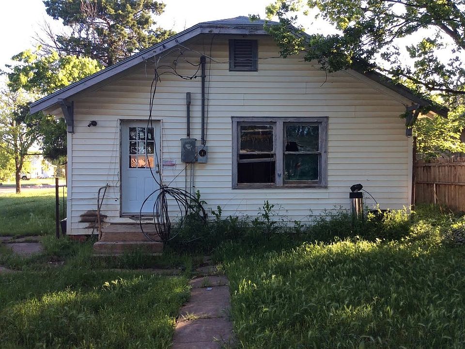 1st image of 310 W Ida Ave