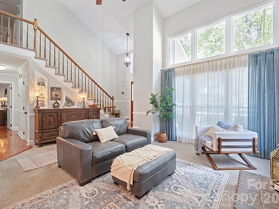 2nd image of 19017 Kailua Cir