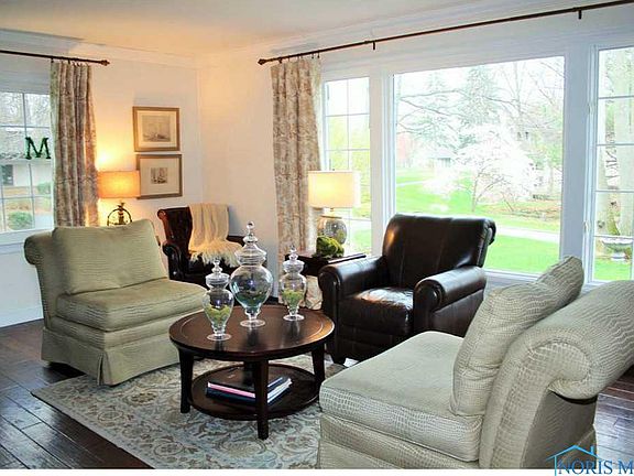4th image of 2931 Plumbrook Dr