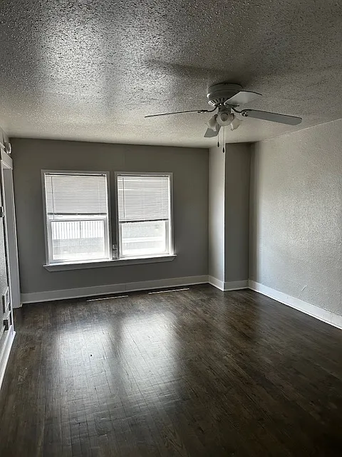 1 bed, 650 sqft, $1,300 — Photo 3