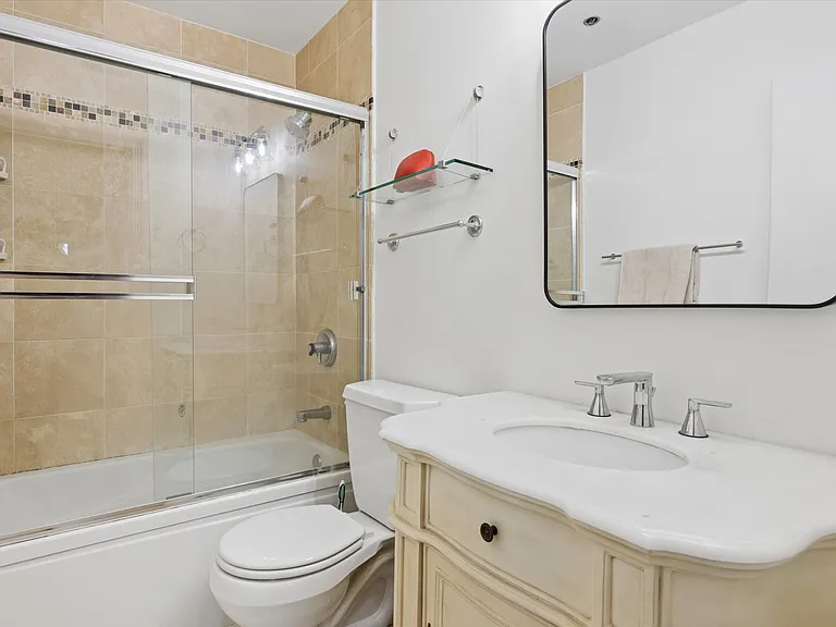 411 W Ontario St #210 — Photo 10