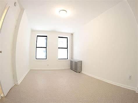 2nd image of 1125 Sheridan Ave APT 4A