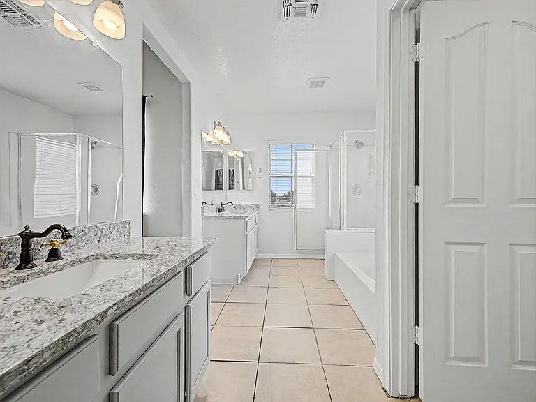 1295 S Honeysuckle Ln — Photo 23