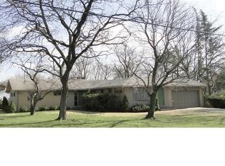 1100 Riverton Rd, Cinnaminson, NJ 08077