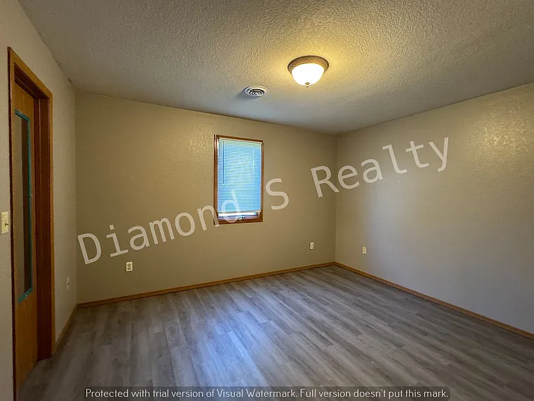 Fogle Apartments — Photo 16