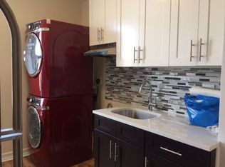 988 Eastern Pkwy APT 5C, Brooklyn, NY 11213