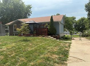 130 N 80th Ter, Kansas City, KS 66111