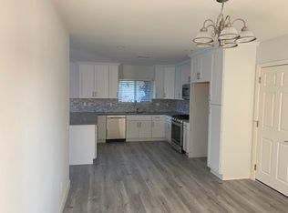 9750 Sophia Ave, North Hills, CA 91343