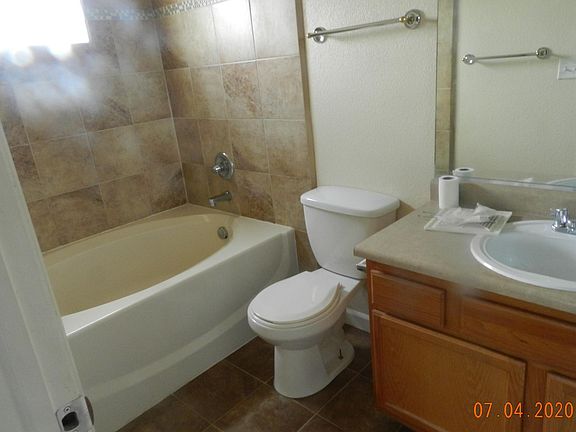 5th image of 5551 29th St Unit 324