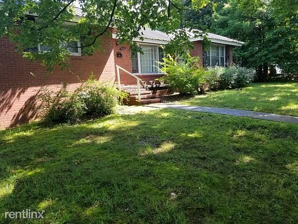 1st image of 998 Cumberland Dr