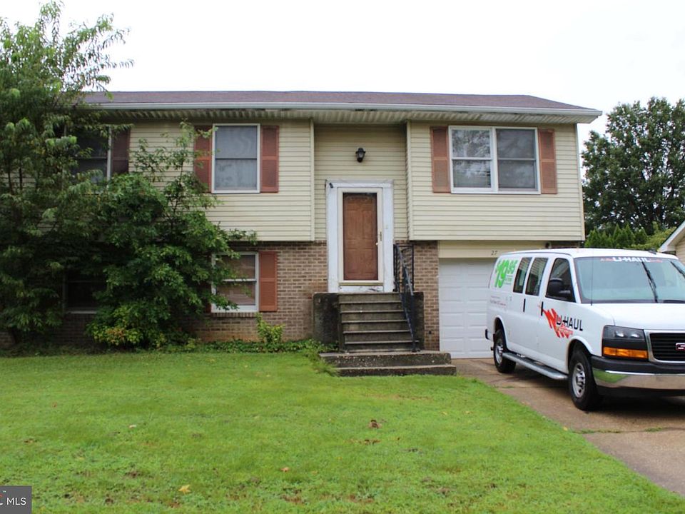 1st image of 27 Harkfort Rd