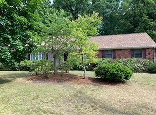 49 Captain Rd, Longmeadow, MA 01106