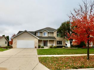621 Downing St, New Lenox, IL 60451