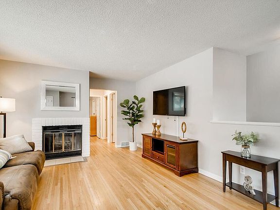 2nd image of 6918 Grimes Ave N
