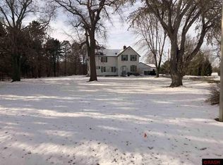 770 Elmwood Ave S, Le Sueur, MN 56058