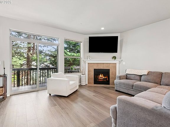 3rd image of 15545 SW Stone Ridge Cir