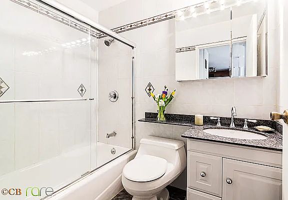 5th image of 340 E 93rd St APT 22D