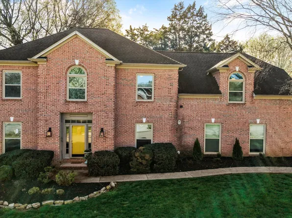 204 Treyburn Dr, Knoxville, TN 37934
