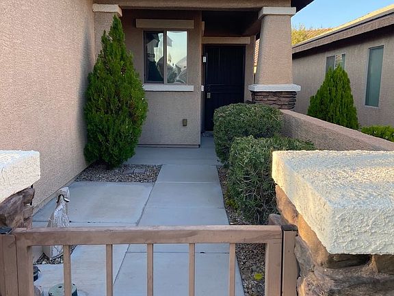 3rd image of 6138 Saddle Horse Ave