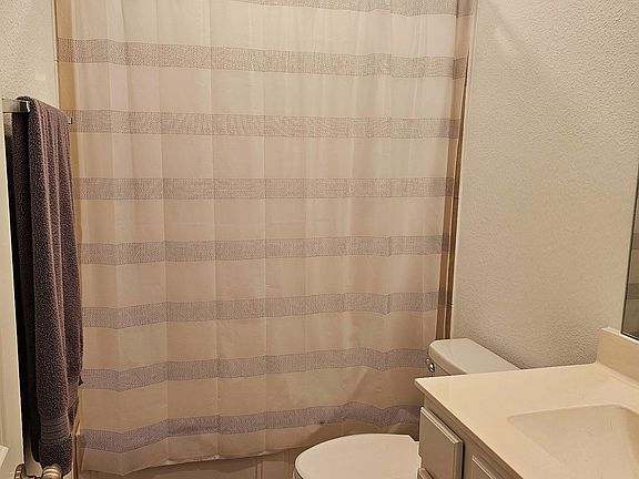 5th image of 3042 Newcastle Crest Ln