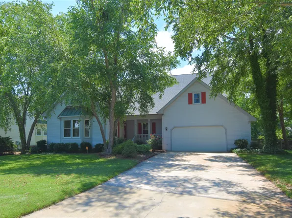 1905 Split Rail Dr, Virginia Beach, VA 23453