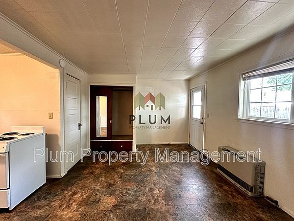 5th image of 205.5 Anaconda St Unit 2