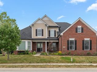 2539 Diamond Lake Dr, Carmel, IN 46074