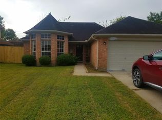 11726 Milam Dr, La Porte, TX 77571