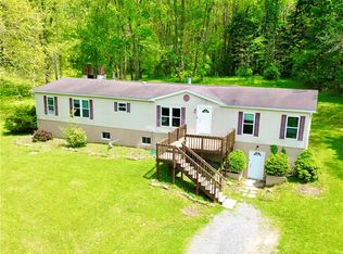 522 Gardner Stop Rd, New Castle, PA 16101