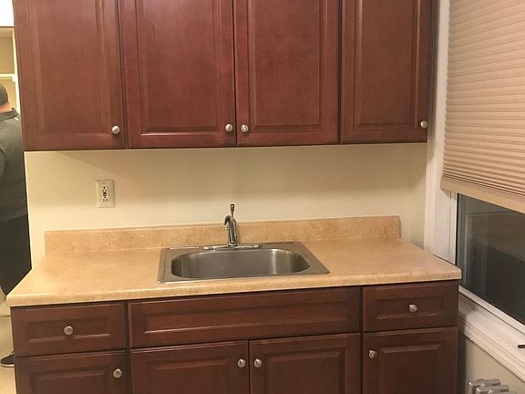 3rd image of 6620 74th St #2