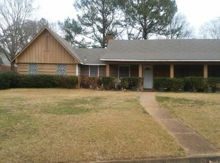 400 Pebble Brook Dr, Clinton, MS 39056