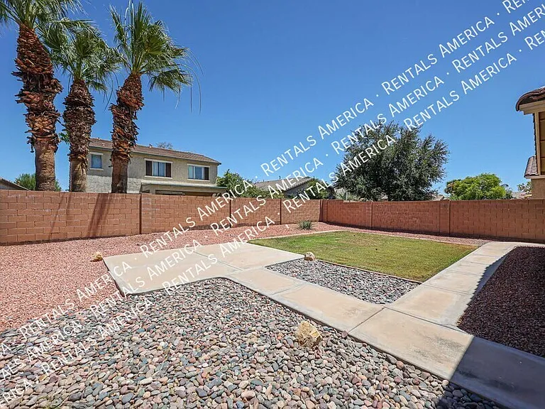876 E Riviera Pl — Photo 36