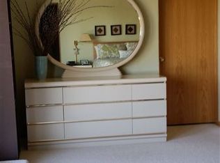 118 2nd St APT 201, Lake Linden, MI 49945