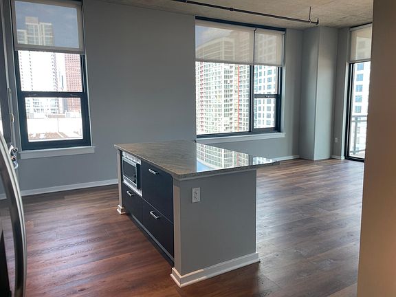 3rd image of 1147 S Delano Ct E #1111