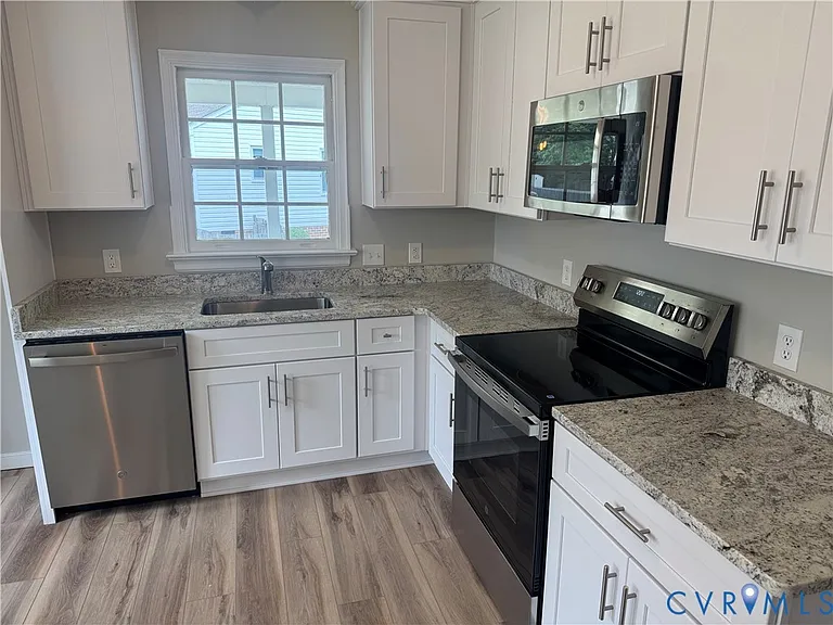 2417 Ramsey Ct — Photo 2