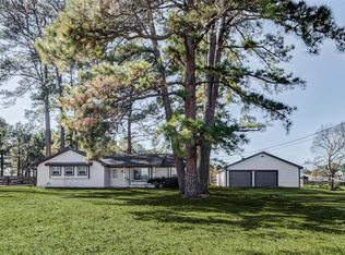 18526 Fenske Rd, Cypress, TX 77433