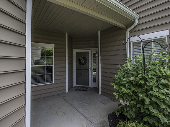 2nd image of 6155 Kirklington Cir