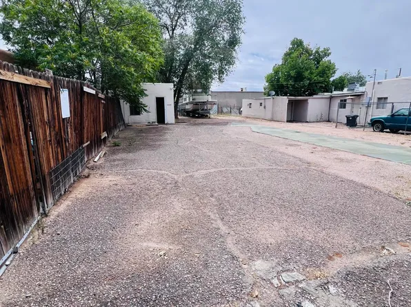 6406 Cochiti Rd SE, Albuquerque, NM 87108