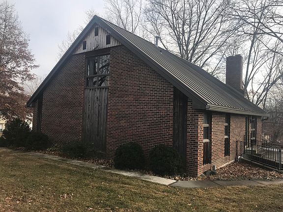 2nd image of 603 N Lincoln Ave