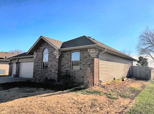 304 Payton St, Monett, MO 65708