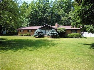 5th image of 447 Alton Ave